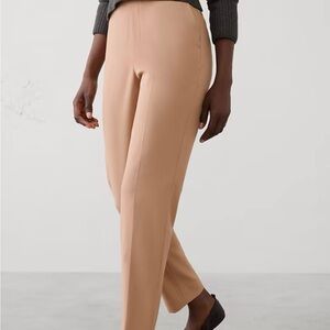 Banana Republic Hayden Taper Pants in Plaid- NEW without tags 🌟